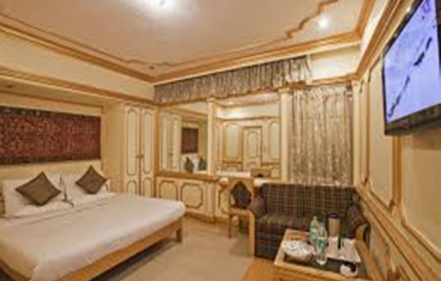 Hotel Surya Super Deluxe family Suite