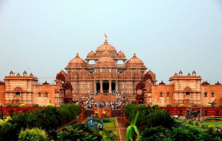 Spiritual Tour Akshardham Temple In New Delhi