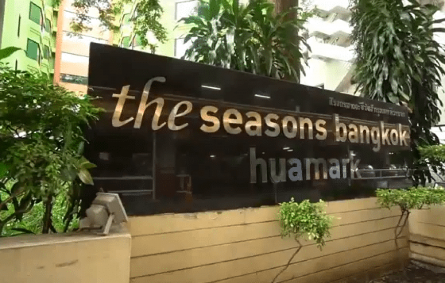 The Season Bangkok Huamark Hotel in Bangkok